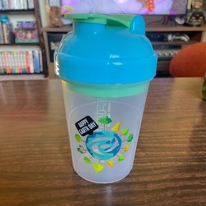 Gfuel Earthday shaker